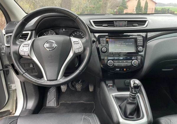 Nissan Qashqai cena 55500 przebieg: 112000, rok produkcji 2013 z Wrocław małe 137